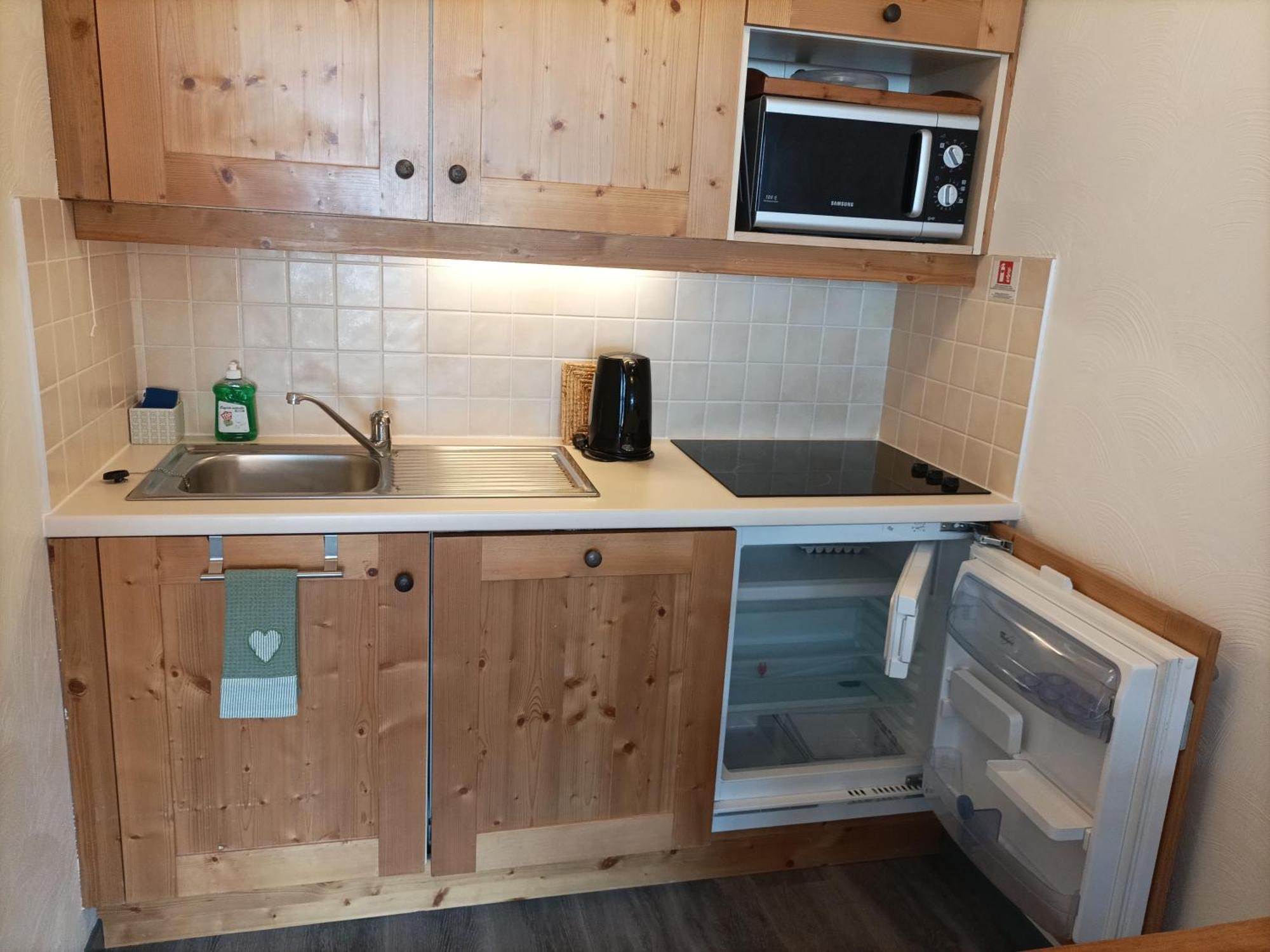 Residence Les Alpages 4 Etoiles - Appartement 4 Personnes - Piscine, Hammam, Sauna, Jacuzzi - Valcenis 73480 Ланслебург-Мон-Сени Екстериор снимка